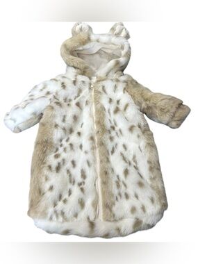 Restoration Hardware Baby & Child Snow Leopard Faux Fur Bunting 6-Month 1 Piece